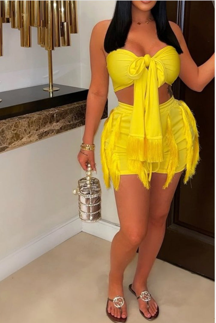 Kira K Shake Em&